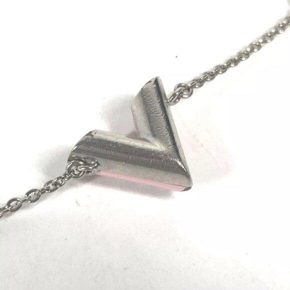 LOUIS VUITTON Studs Bracelet Essential V Accessories chain Bracelet - Picture 12 of 12